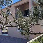 Apartments Verde *